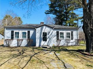 20 Maple Leaf Rd, Burrillville, RI 02830