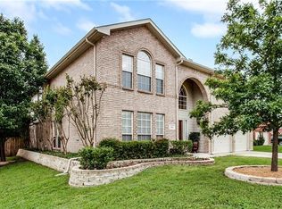 2112 Hemingway Dr, Denton, TX 76210
