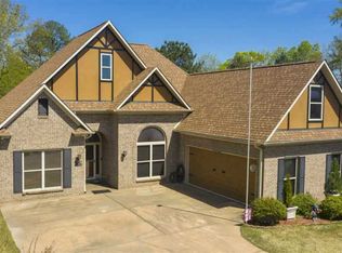 227 Mountain Lake Trl, Alabaster, AL 35007