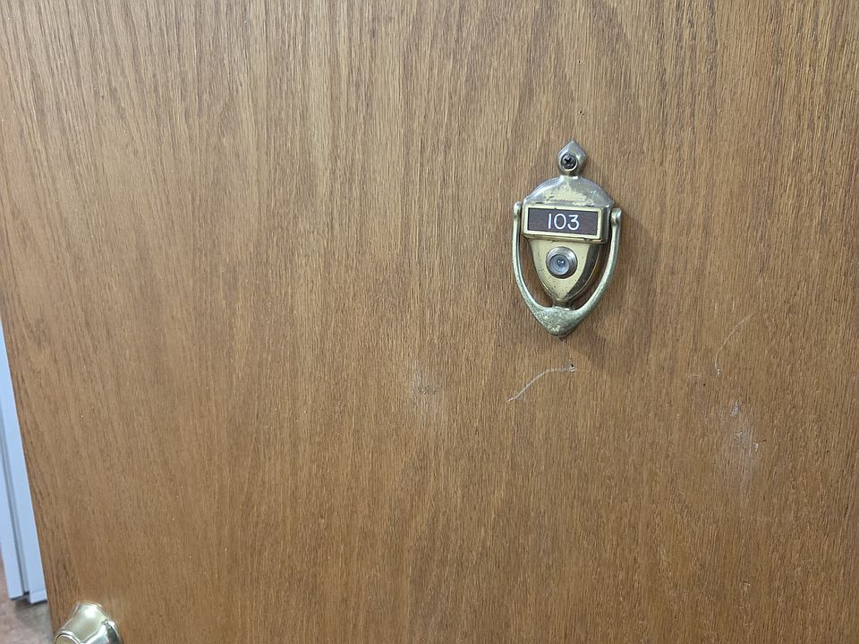 1st image of 402 5th Ave E APT 103
