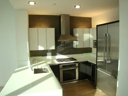 Rented by Citi Habitats | media 7