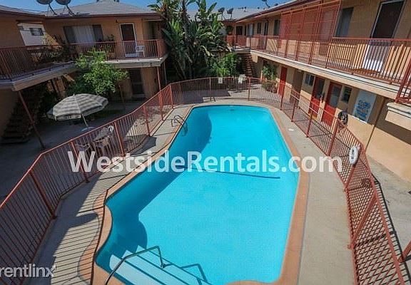 3rd image of 4400 Westdale Ave APT 8