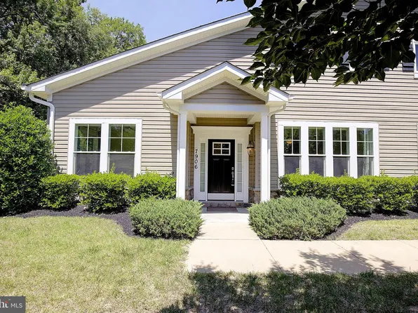 7906 Blue Phlox Ct #3, Pasadena, MD 21122