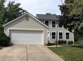 2464 Sandstrom Dr, Columbus, OH 43235