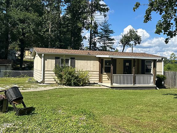 3rd image of 150 Piney Ridge Dr