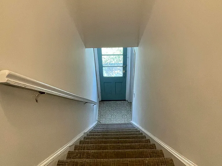901 Barton Ave #2 — Photo 3