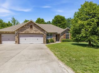 3277 W Cardinal St, Springfield, MO 65810