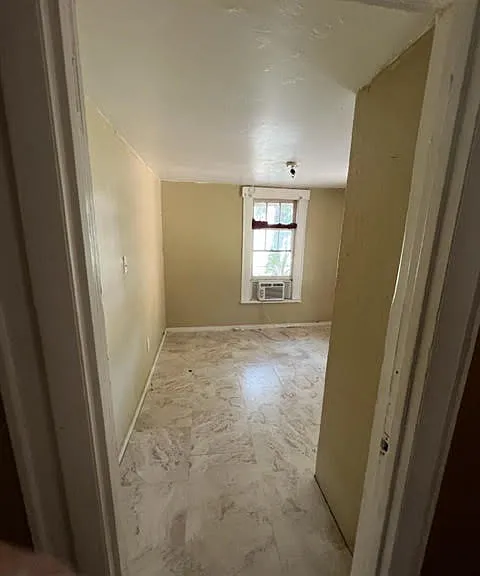 1031 N Florence Ave — Photo 22
