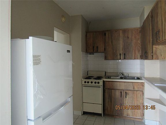2nd image of 1111 Cypress Gardens Blvd SE #19