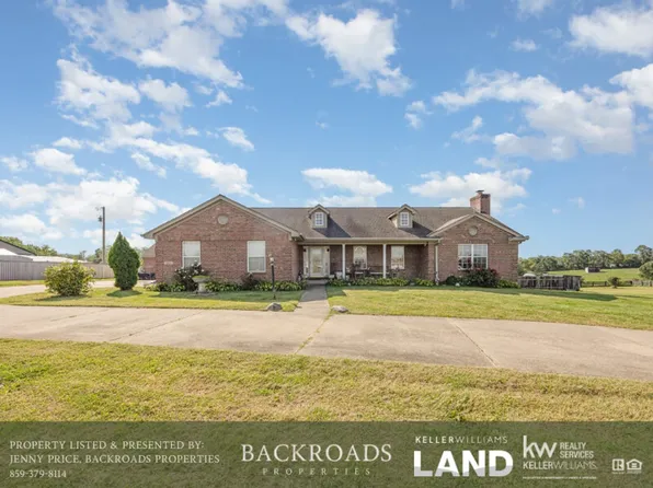 8449 Locust Grove Rd, Burlington, KY 41005