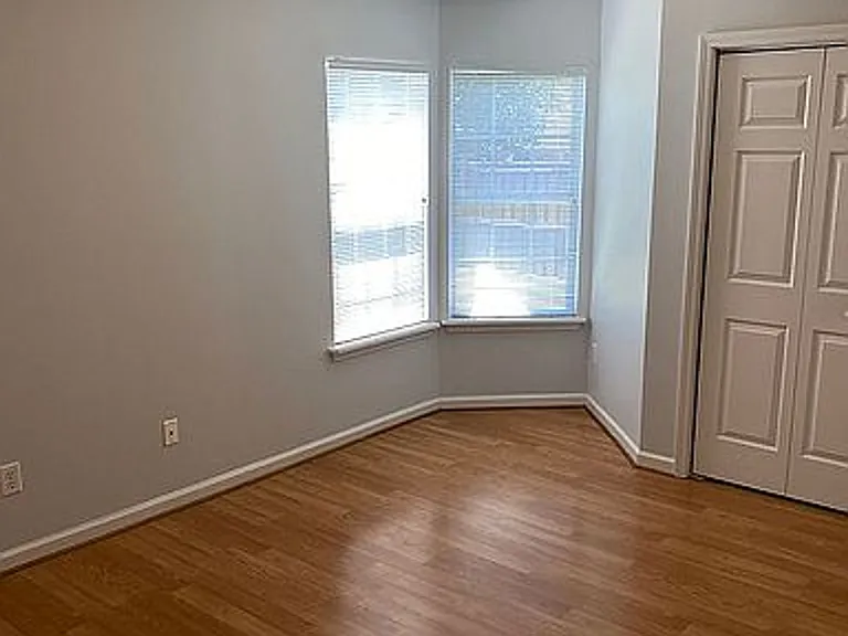 3703 Merestone Dr — Photo 8