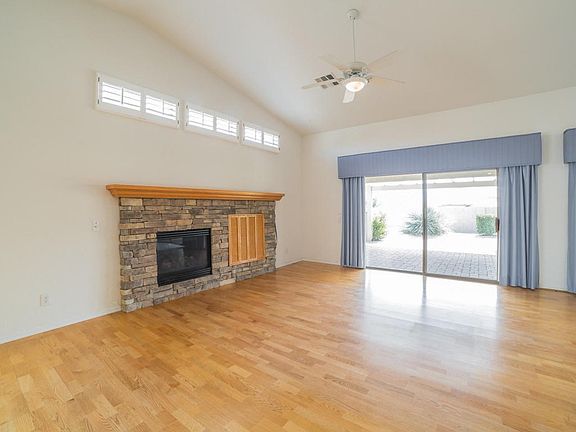 4th image of 63267 E Brooke Park Dr