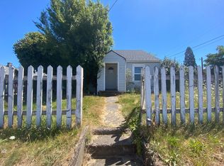 143 Hart Ave, Molalla, OR 97038