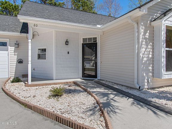 4th image of 80 James Court SW