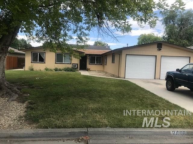 1st image of 2420/2422 Robert Ave