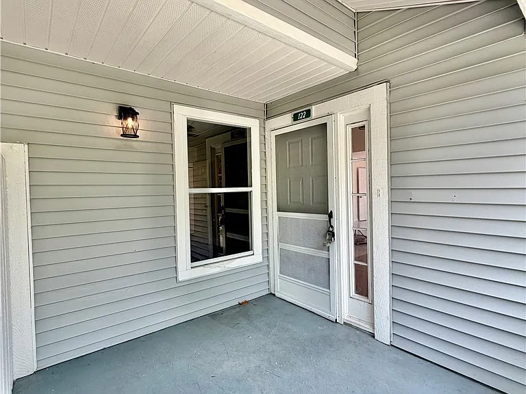 6220 Timberwood Cir #122 — Photo 8