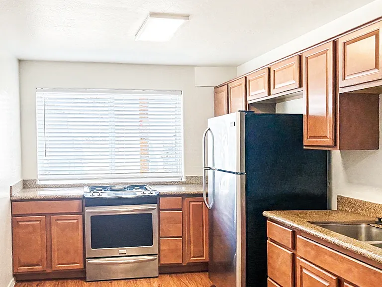 2417 E Campbell Ave #2A — Photo 7