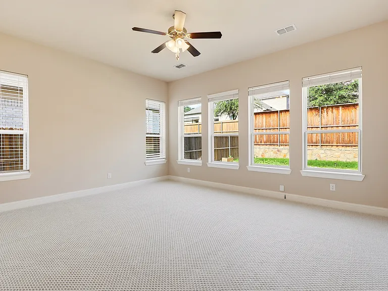 344 Birchwood Way — Photo 4