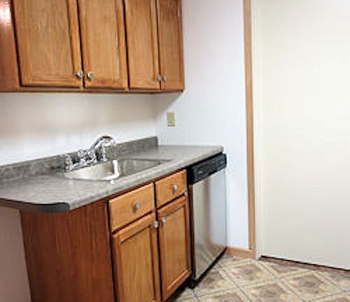 2nd image of 120 N Lake Ave #2