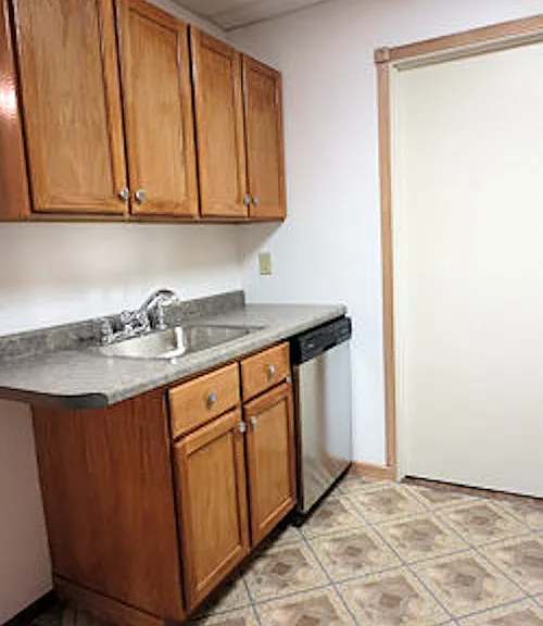 120 N Lake Ave #2 — Photo 2