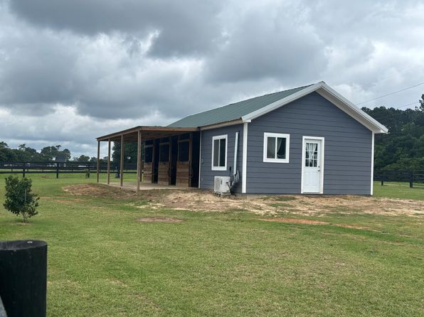 547 Farmfield Rd