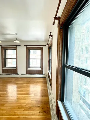 Rented by Pear NYC LLC | media 16