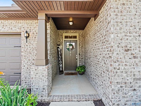 3rd image of 143 Holly Fern Dr