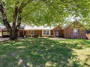 1810 Poplar Estates Pkwy, Germantown, TN 38138