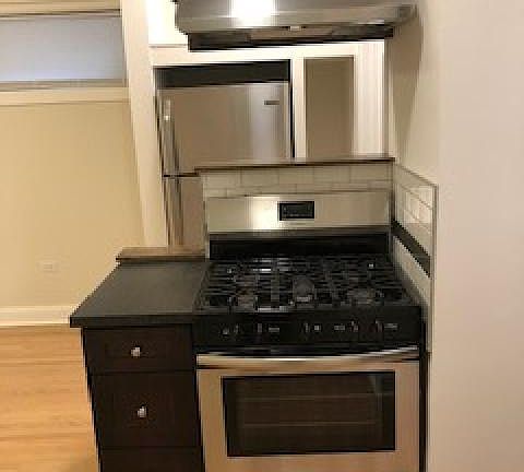 3rd image of 755 W Buena Ave APT 103