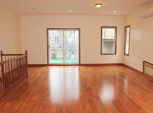 136 87th St #2, Brooklyn, NY 11209