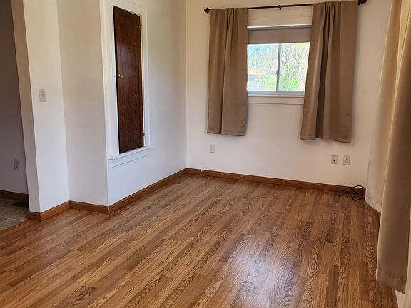 5th image of 1223 7th Ave