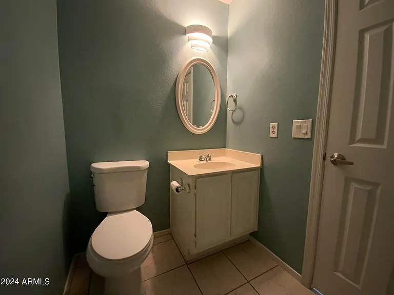 1513 E Mineral Rd — Photo 10