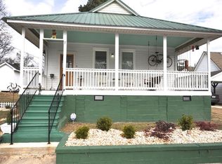 7 E Palmetto St, PORTERDALE, GA 30014