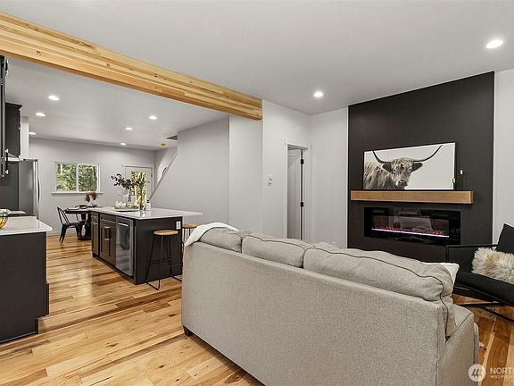 4th image of 2816 Callow Road