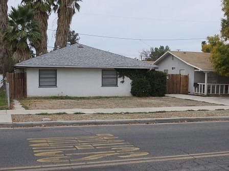 2nd image of 151 S Santa Fe St #151
