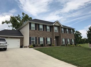 65 Amesbury Ct, Johnson City, TN 37615