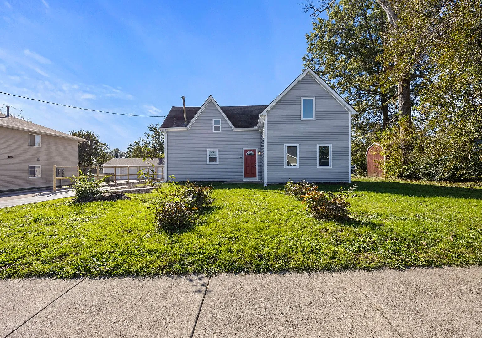3 Bed-2 Fullroom for Rent - Indianola — Photo 1