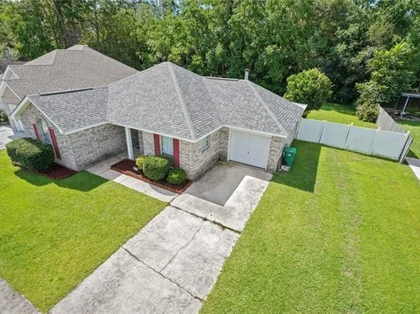 319 Cardinal Dr, Slidell, LA 70458