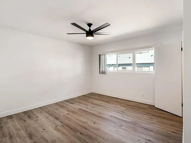 14640 Halldale Ave — Photo 11