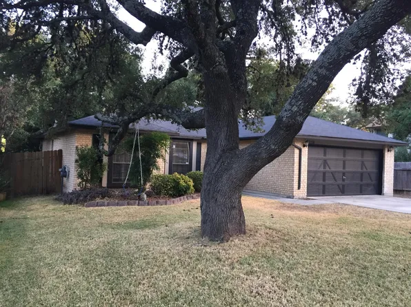 8358 Timber Gln, San Antonio, TX 78250