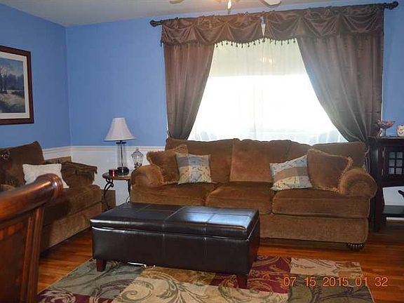 3rd image of 130 McMillen Ave