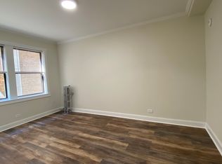 839 W Sheridan Rd APT 202, Chicago, IL 60613
