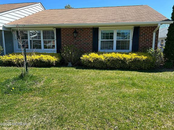4th image of 1113B Argyll Cir