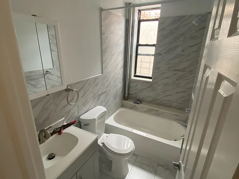 446 Senator St #13 — Photo 1