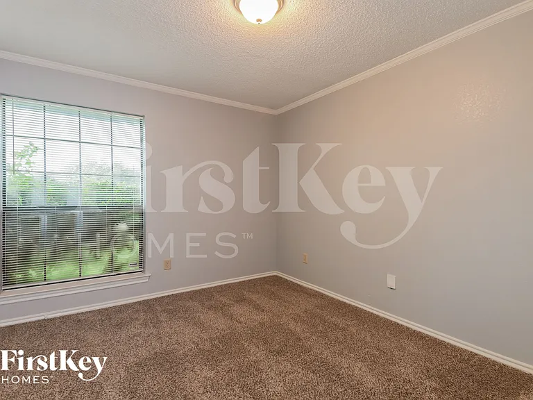 5302 Deep Canyon Dr — Photo 12
