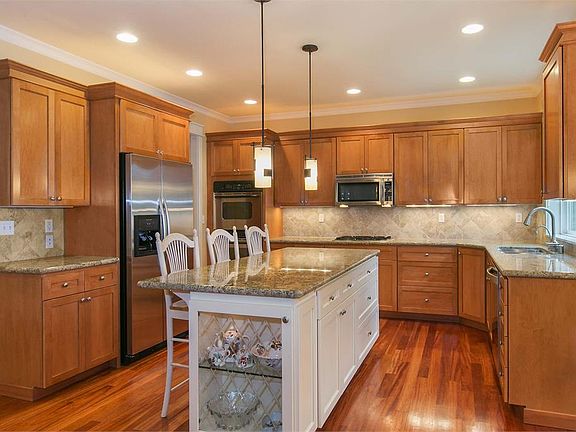 4th image of 2901 63rd Avenue Ct NW