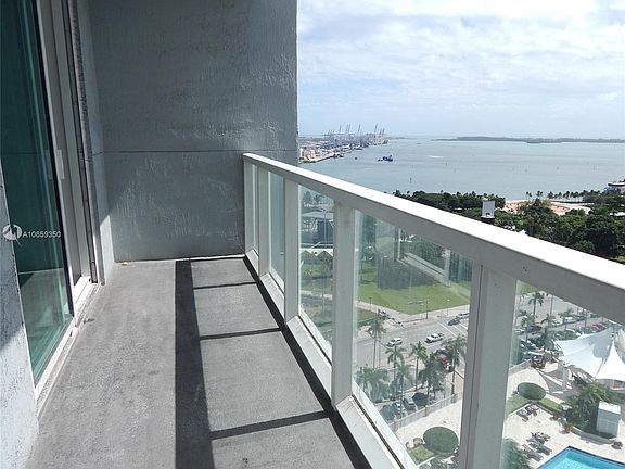 4th image of 244 Biscayne Blvd APT 1907