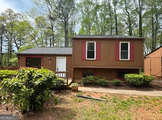 862 Bridgewater Ct, Stone Mountain, GA 30088