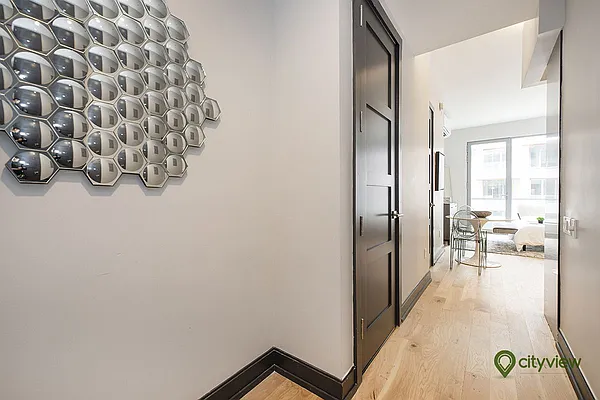 Rented by City View Living | media 65