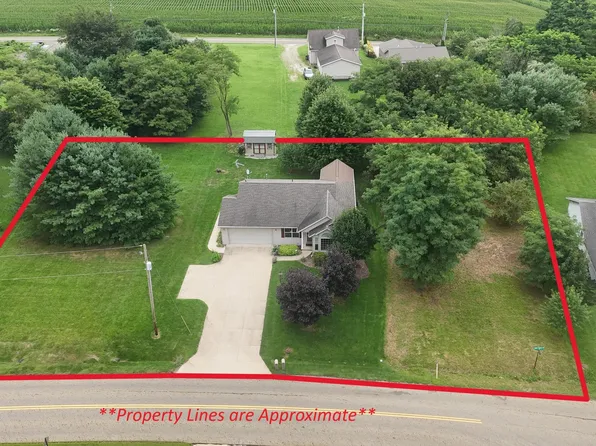 3670 Apple Valley Dr, Howard, OH 43028